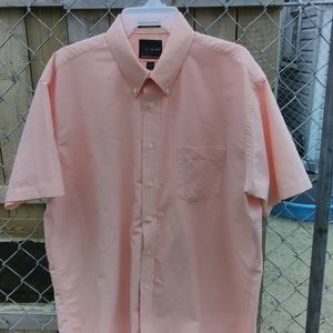 New without tags men's Bill blass short sleeve but
